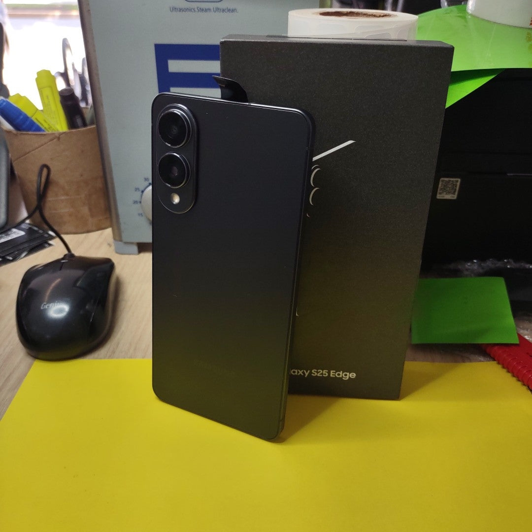 CELULAR SAMSUNG GALAXY S25 EDGE SM-S937B (2025) 256 GB 12 GB RAM (SEMINUEVO)