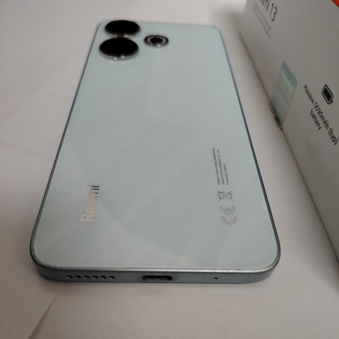 CELULAR XIAOMI REDMI 13 24049RN28L (2024) 256 GB 8 GB RAM (SEMINUEVO)