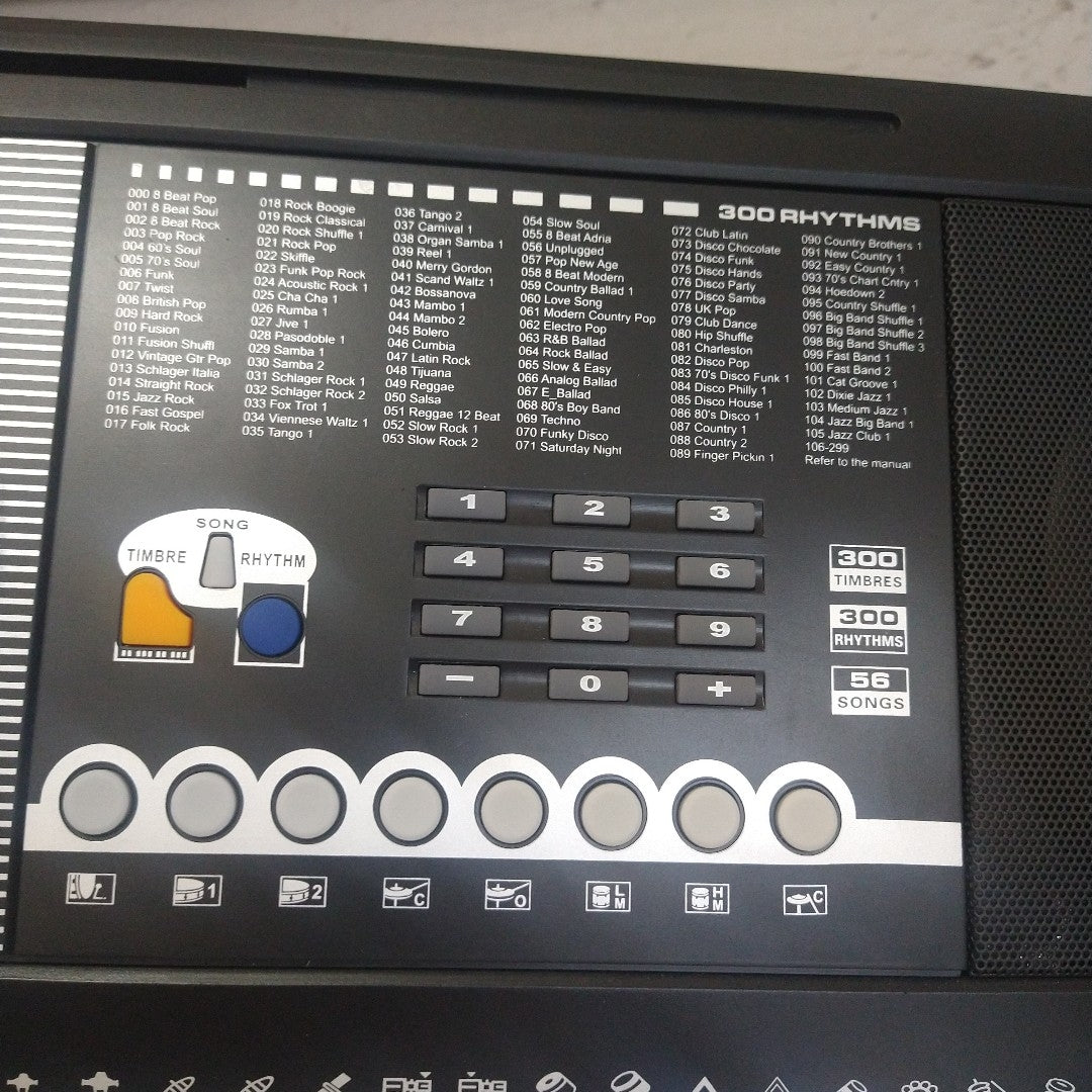 TECLADO ALDE AUDIO TJ128 61 TECLAS PANTALLA LCD (SEMINUEVO)
