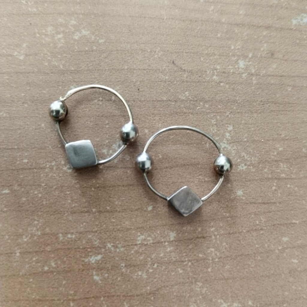 ARETES PAR ORO 8 K 1,50 GRMS (SEMINUEVO)