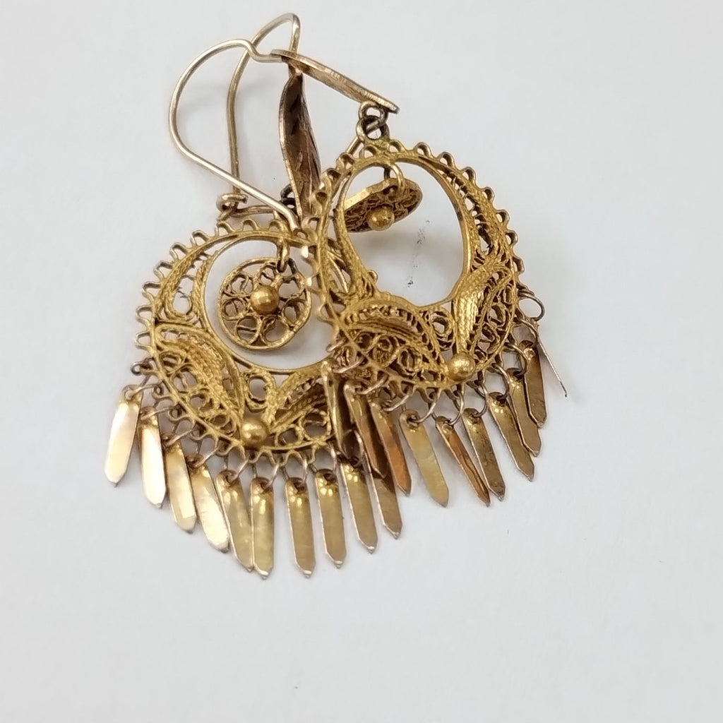 ARETES PAR. ORO. 10 K 3.1 GRMS (SEMINUEVO)