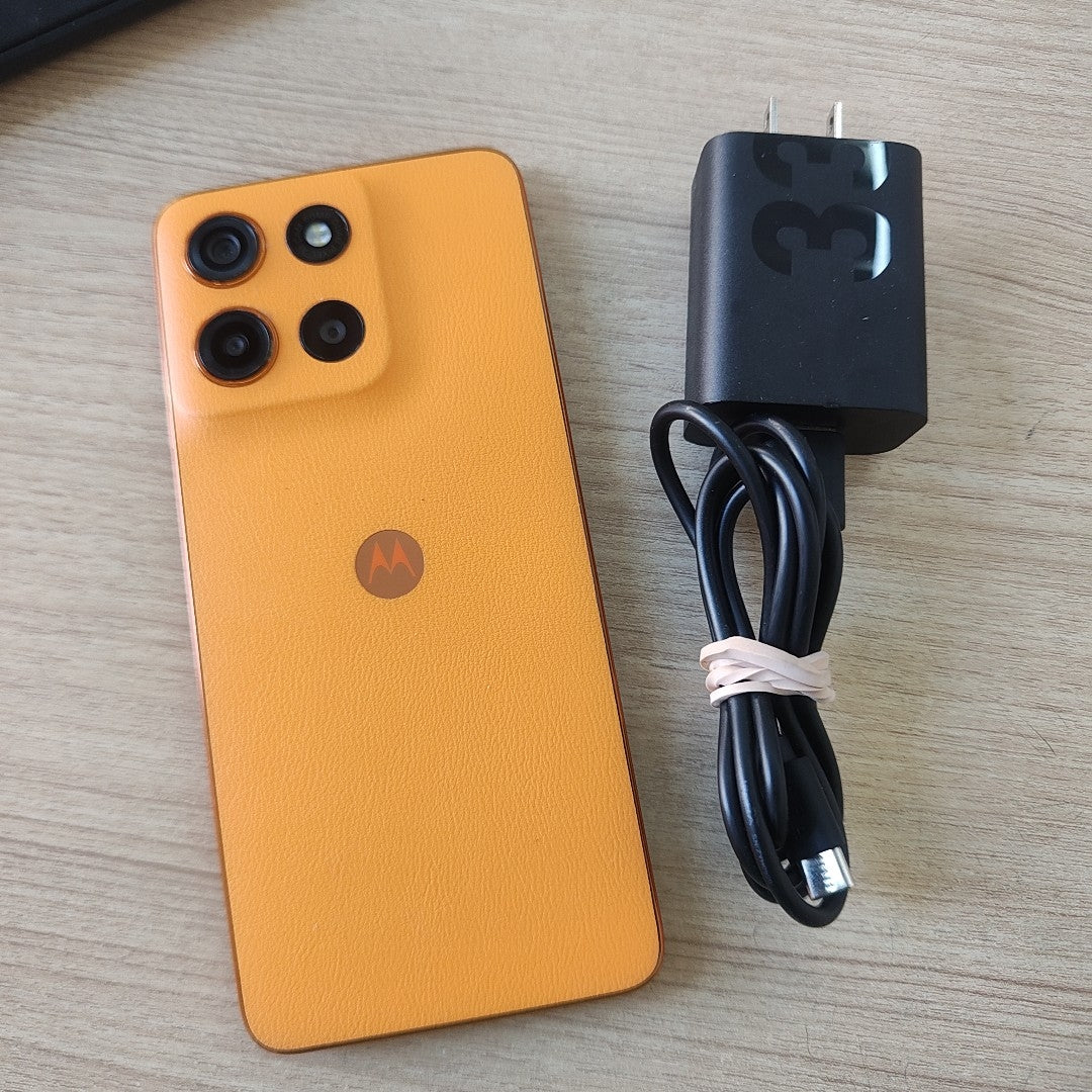 CELULAR MOTOROLA MOTO G15 XT2521-2 (2025) 128 GB 4 GB RAM (SEMINUEVO)
