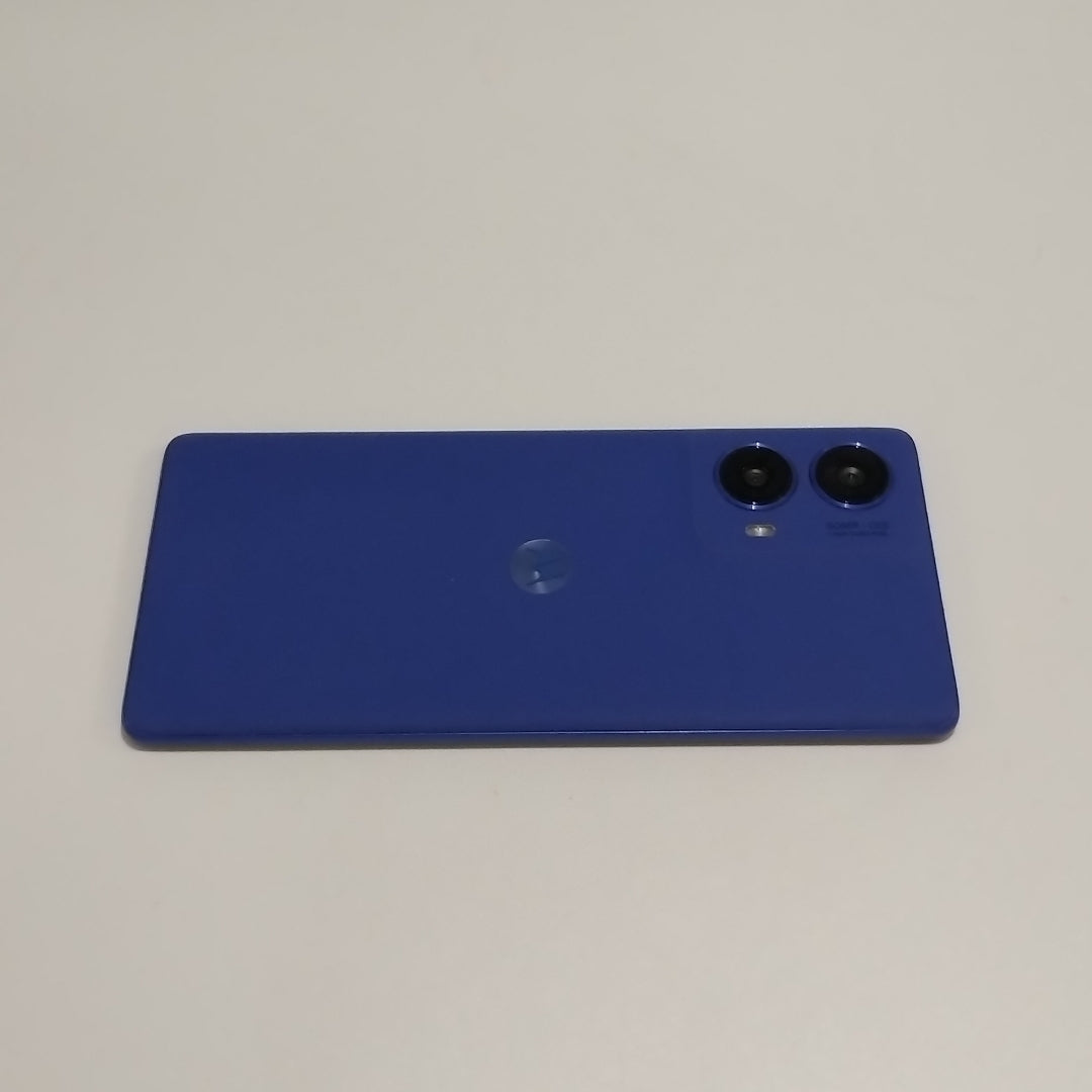 CELULAR MOTOROLA MOTO G85 5G XT2427-1 256 GB 8 GB RAM (SEMINUEVO)