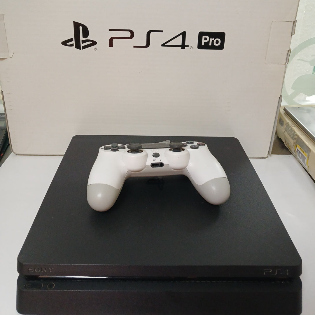 CONSOLA DE VIDEOJUEGO SONY PS4 SLIM 1 TB (SEMINUEVO)