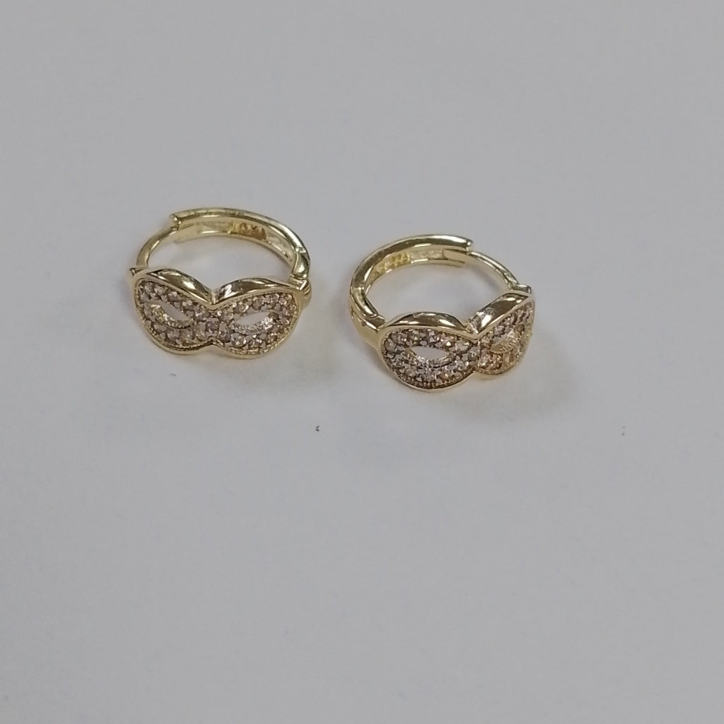 HUGGIES ORO 14K 1.8 (NUEVO)