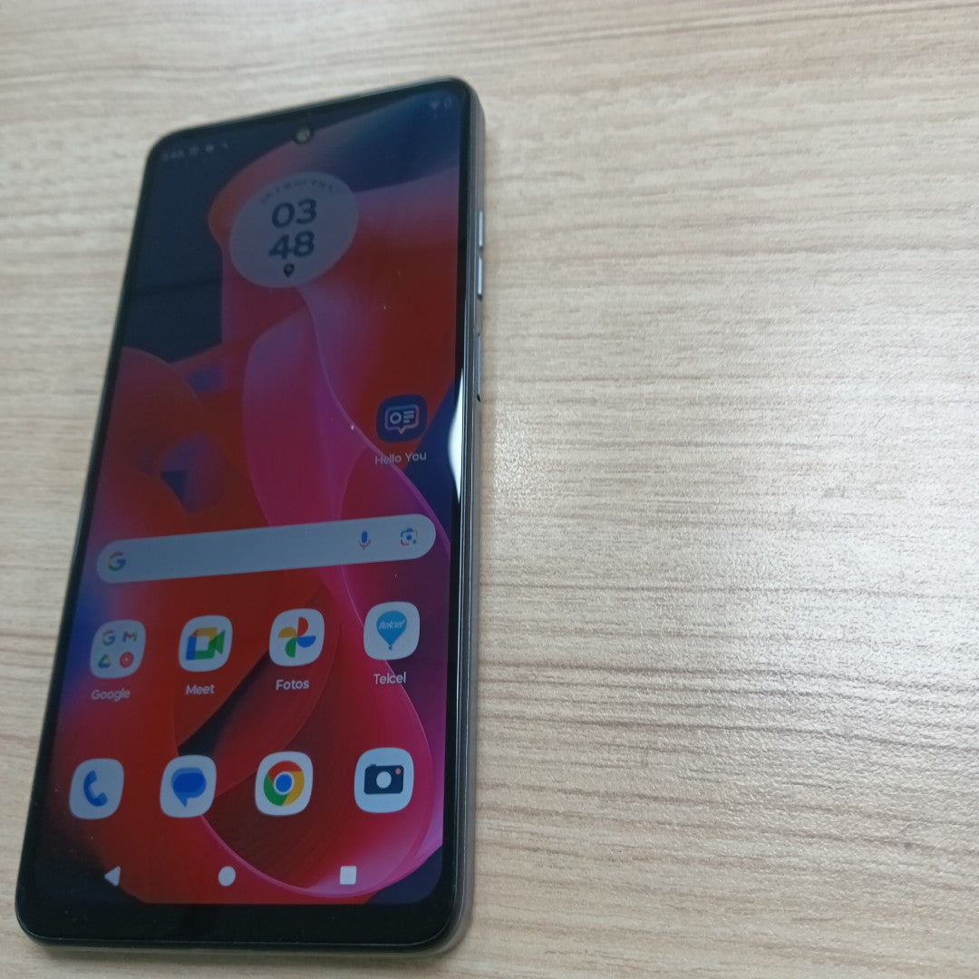 CELULAR MOTOROLA MOTO G24 XT2423-1 (2024) 128 GB 4 GB RAM (SEMINUEVO)