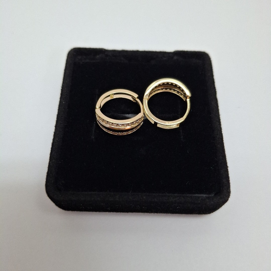HUGGIES ORO 14K 2.7 (NUEVO)
