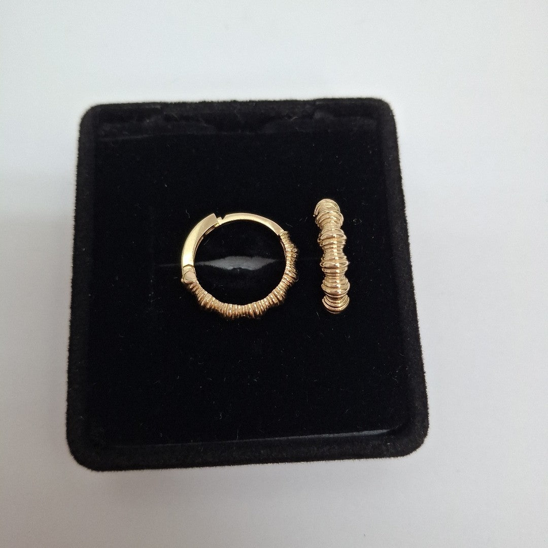 HUGGIES ORO 14K 2.9 (NUEVO)