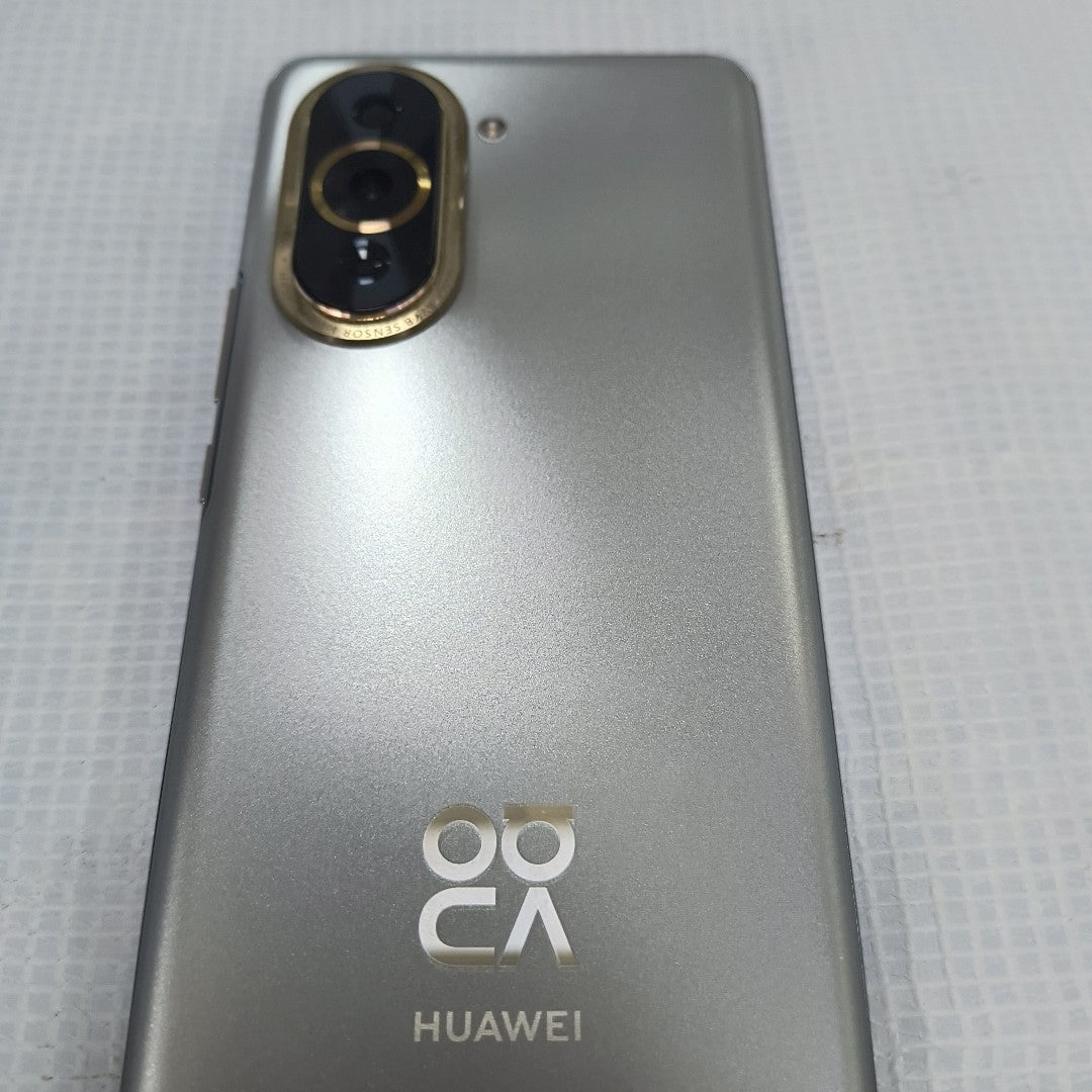 CELULAR HUAWEI NOVA 10 PRO GLA-LX3 256 GB 8 GB RAM (SEMINUEVO)