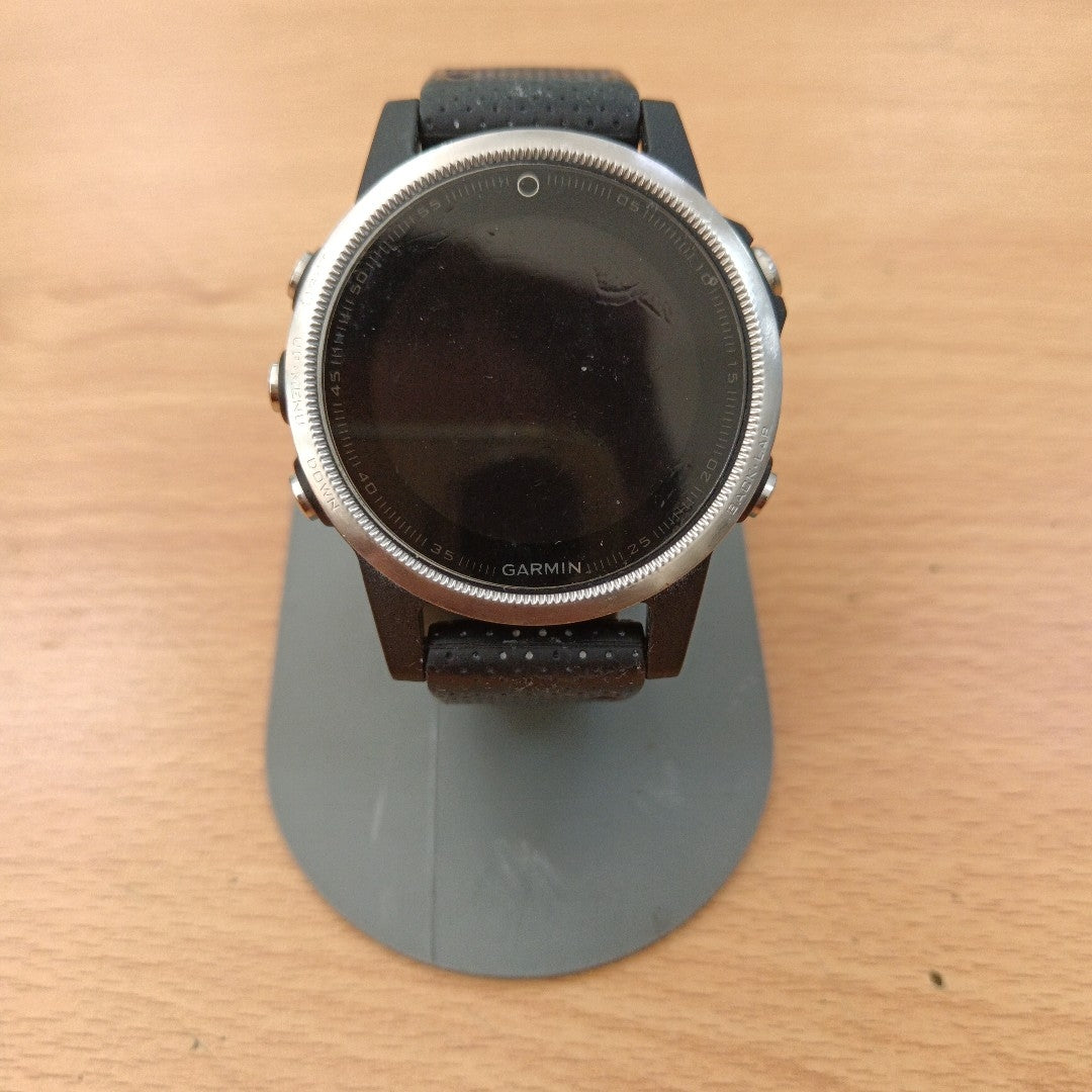 SMARTWATCH GARMIN FENIX 5S 42 MM GPS (SEMINUEVO)