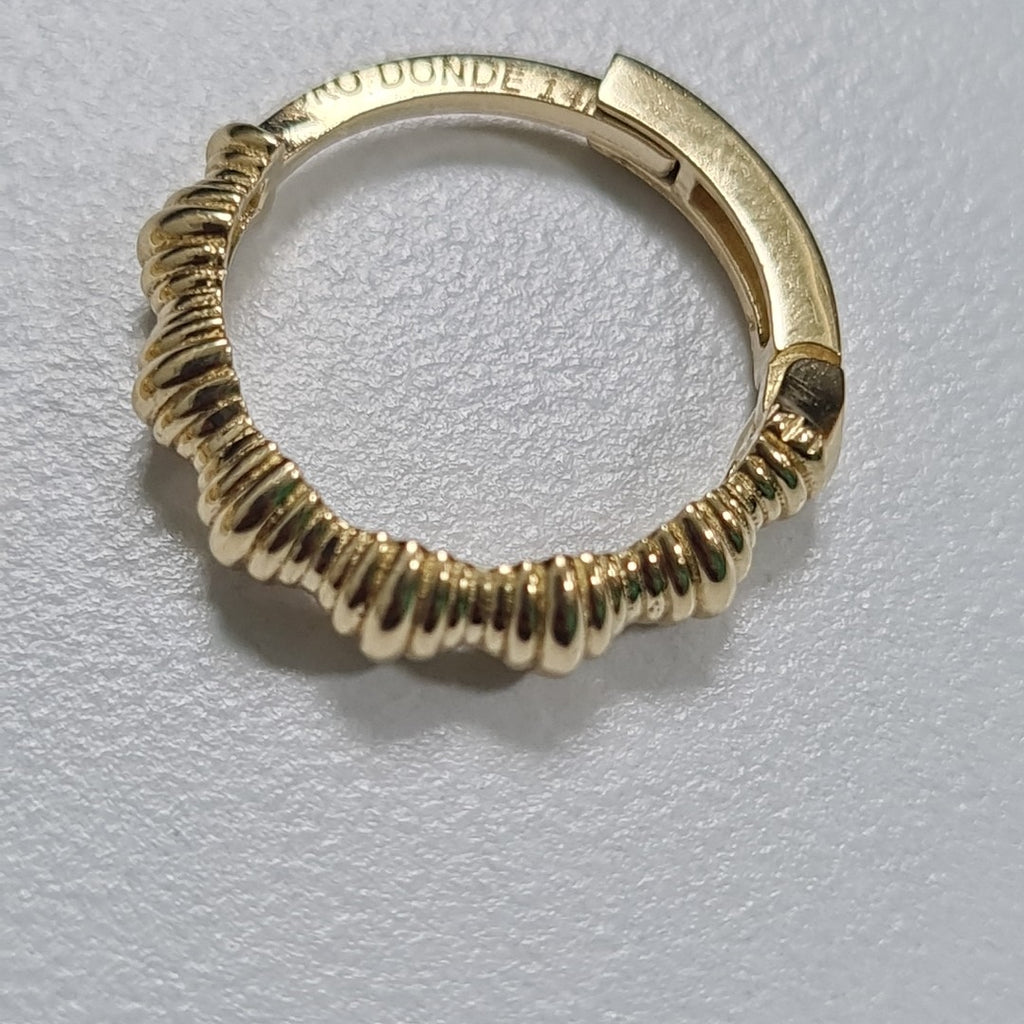 HUGGIES ORO 14K 2.9 (NUEVO)