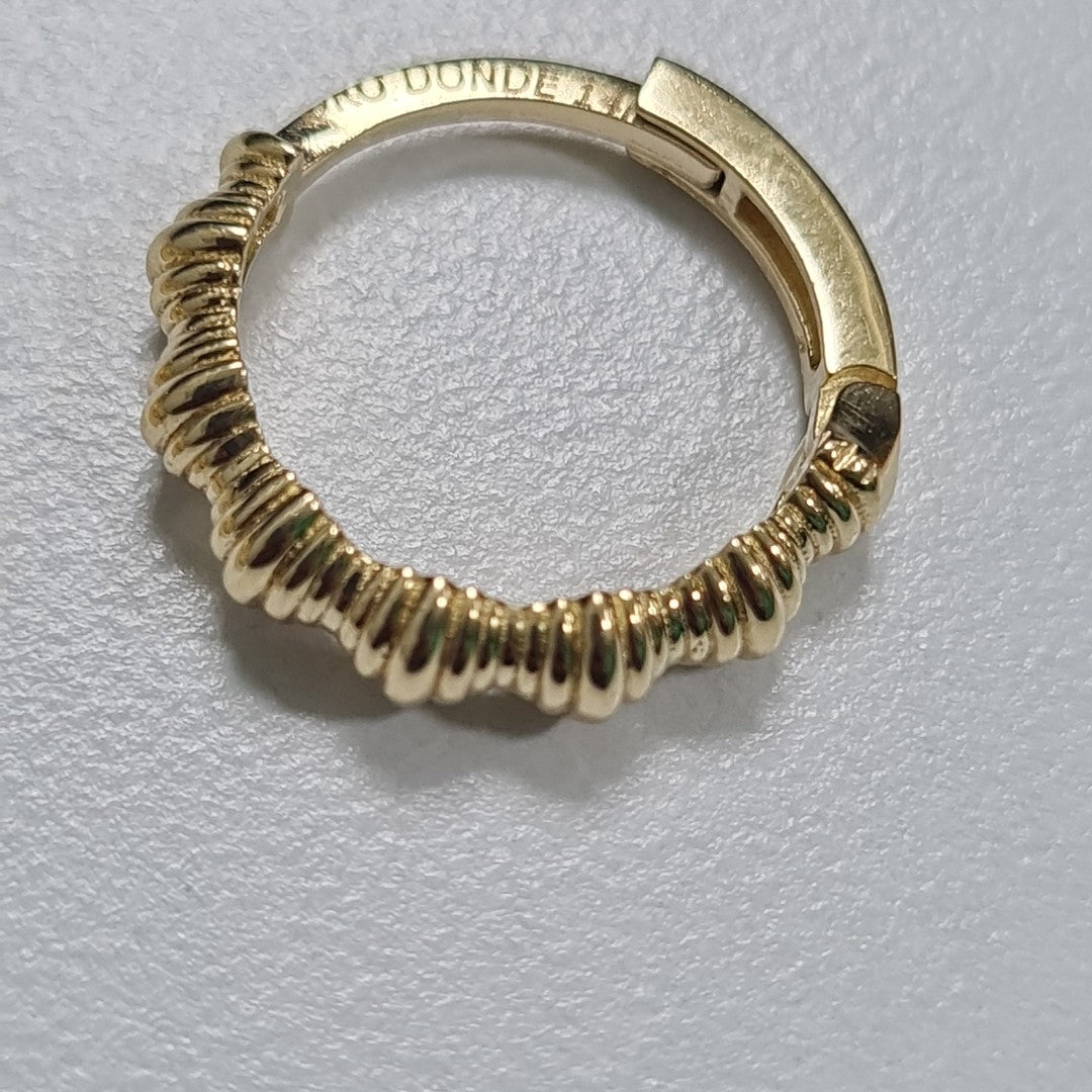 HUGGIES ORO 14K 2.9 (NUEVO)