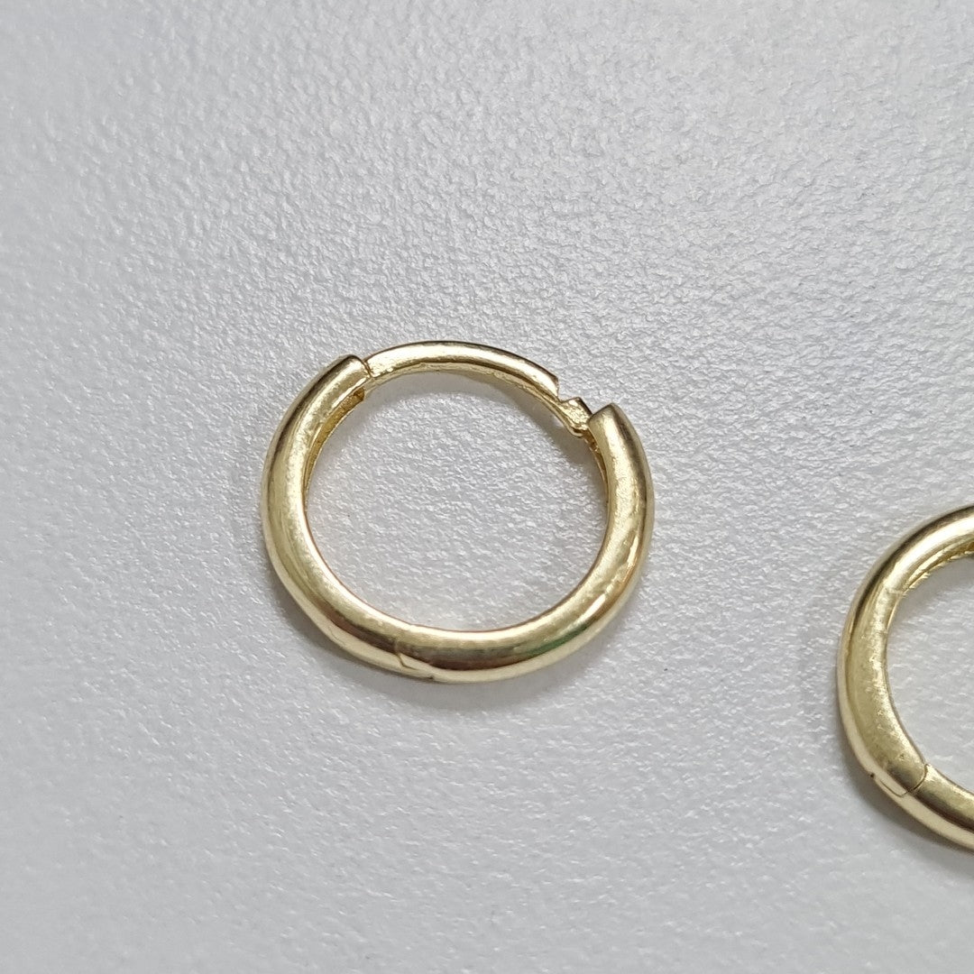 HUGGIES ORO 14K 1.5 (NUEVO)