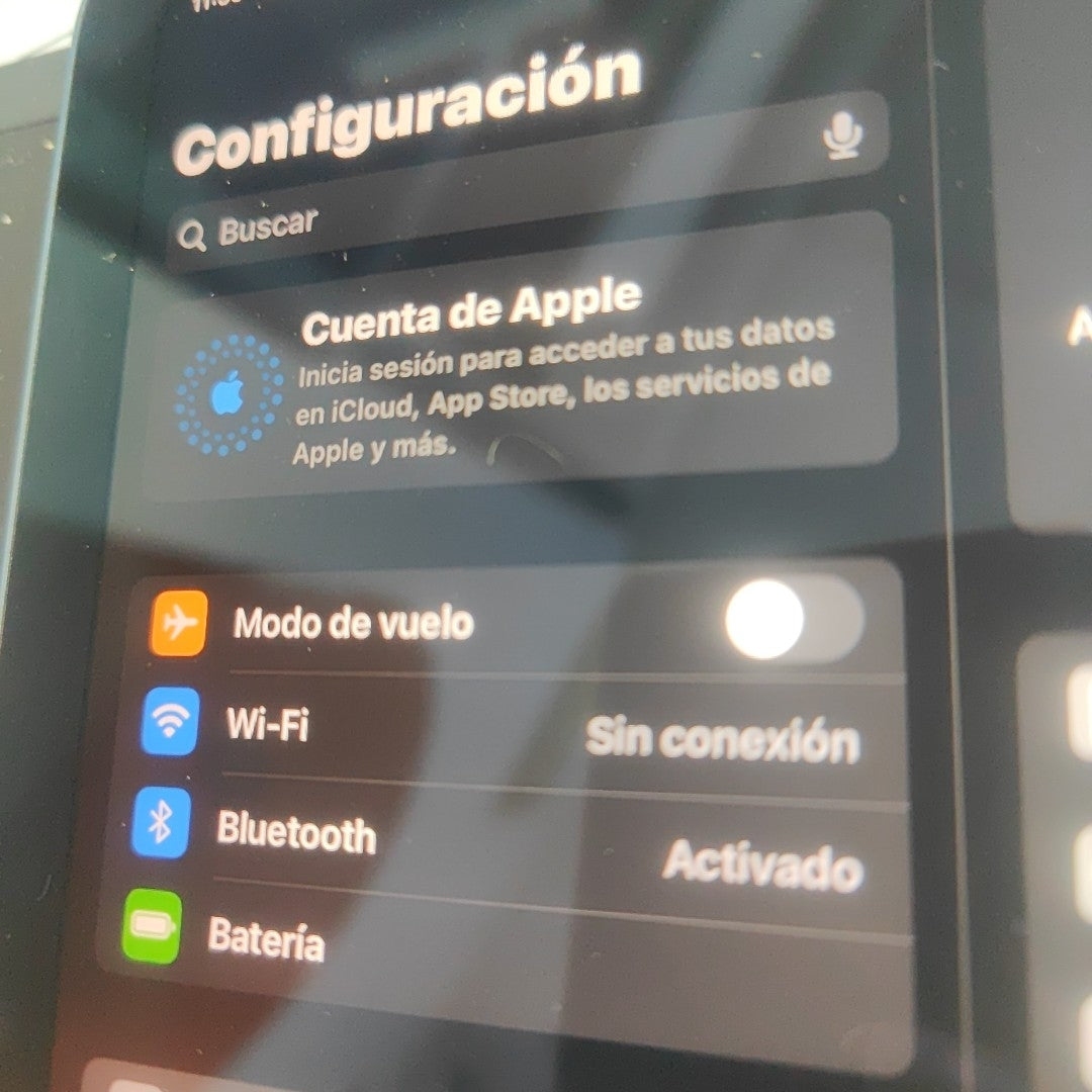 TABLETA APPLE IPAD AIR 5 A2588 64 GB 8 GB RAM (SEMINUEVO)