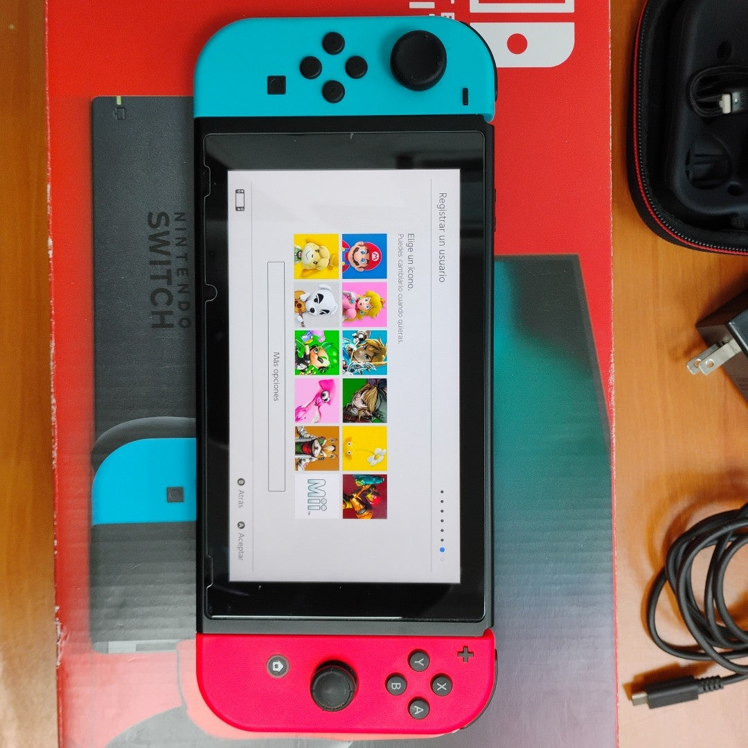 CONSOLA DE VIDEOJUEGO NINTENDO SWITCH 1.1 32 GB (SEMINUEVO)