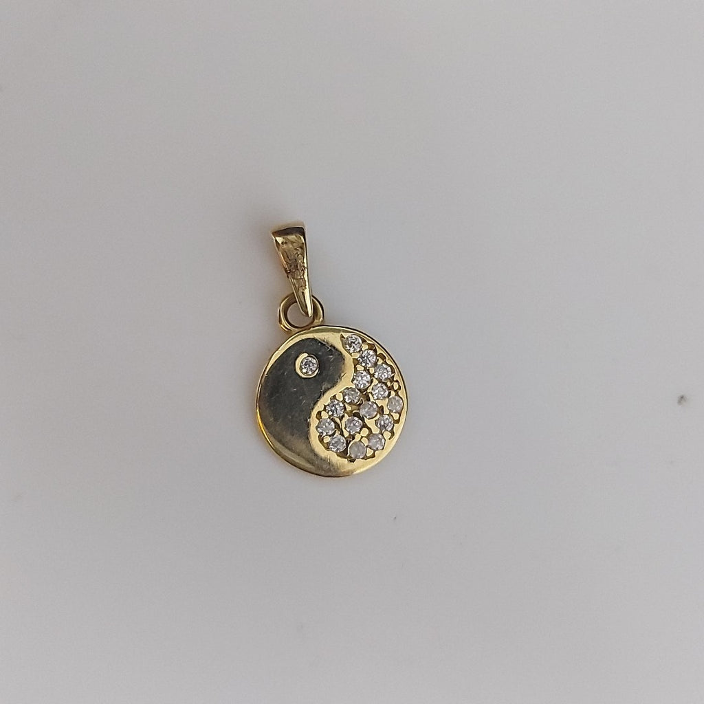 DIJE. ORO. 14 K 0.9 GRMS (SEMINUEVO)