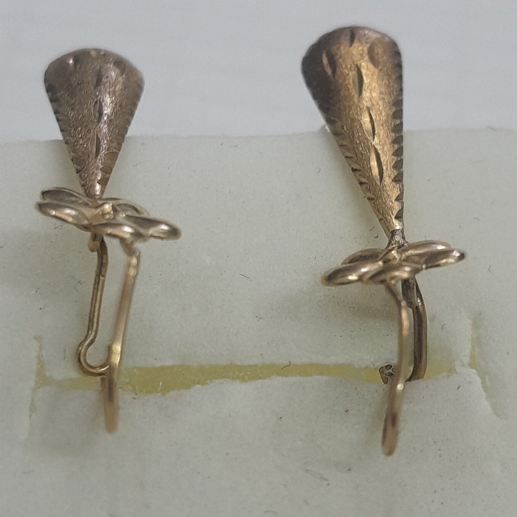 ARETES PAR. ORO. 8 K 1.5 GRMS (SEMINUEVO)
