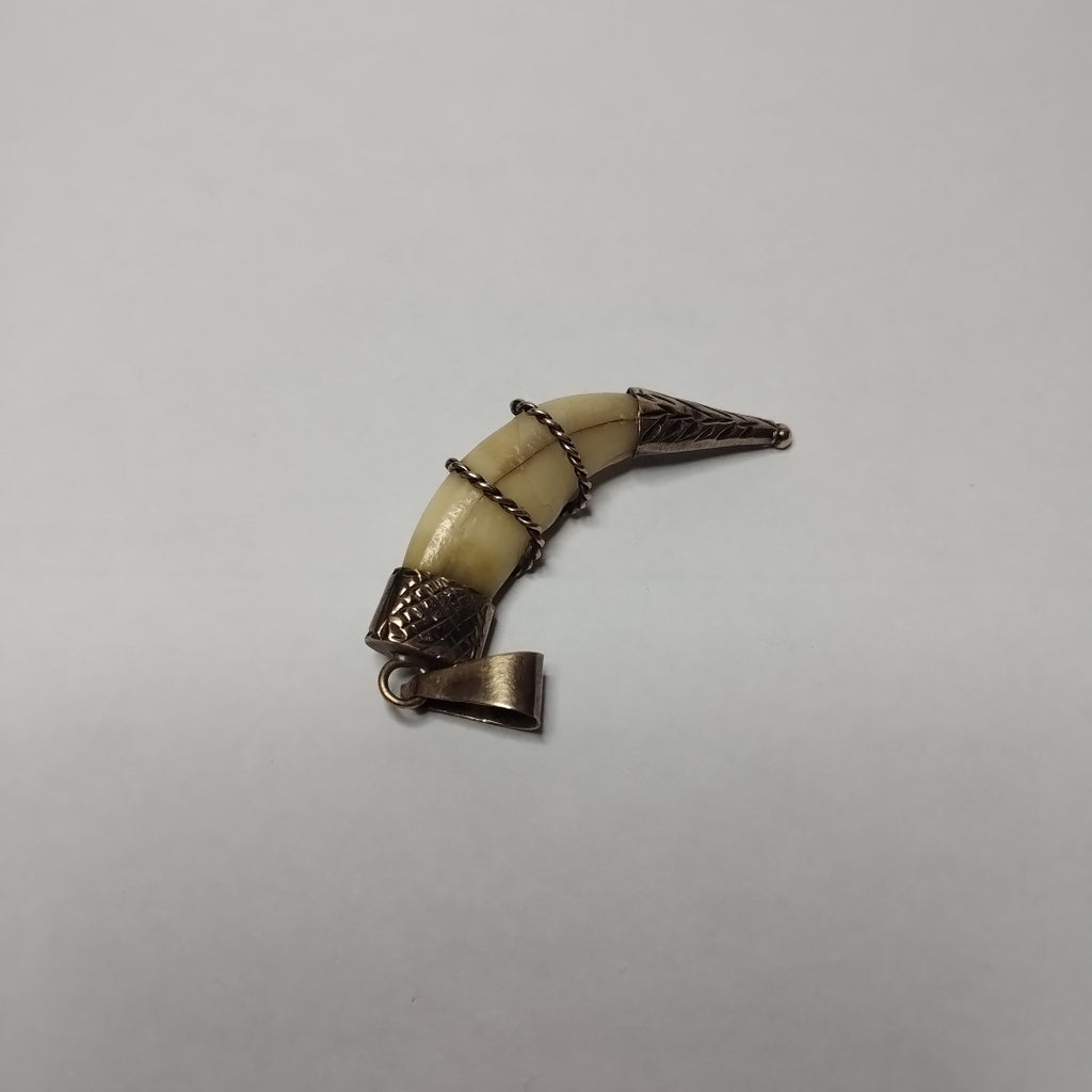 DIJE. ORO. 8 K 3.8 GRMS (SEMINUEVO)