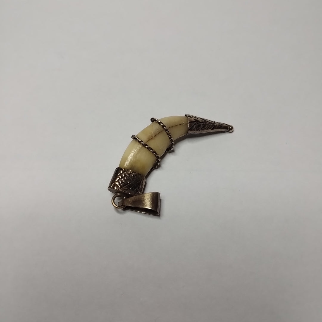 DIJE. ORO. 8 K 3.8 GRMS (SEMINUEVO)
