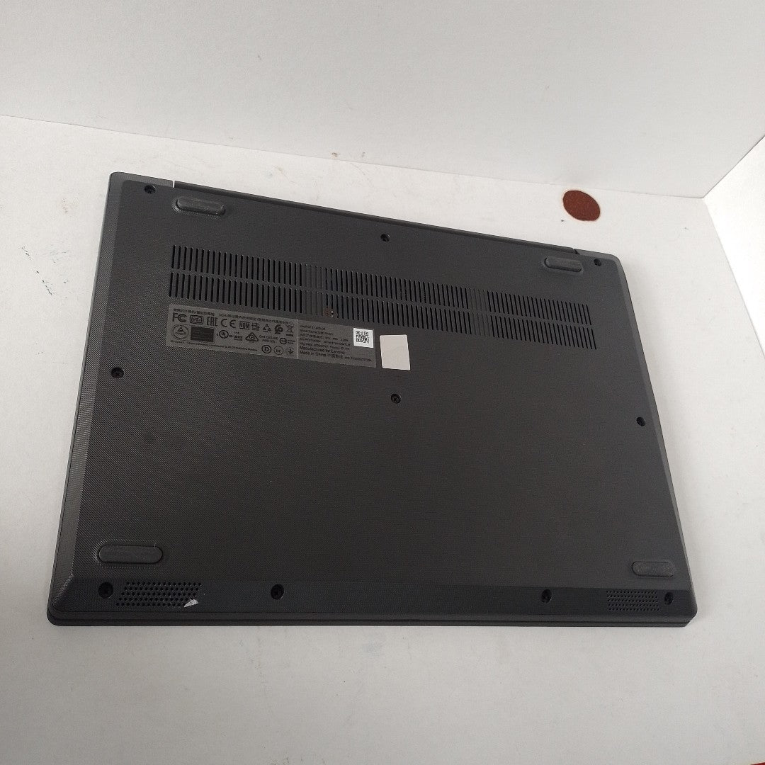 LAPTOP LENOVO IDEAPAD 3 14IGL05 (2022) 256 GB SSD 8 GB RAM (SEMINUEVO)