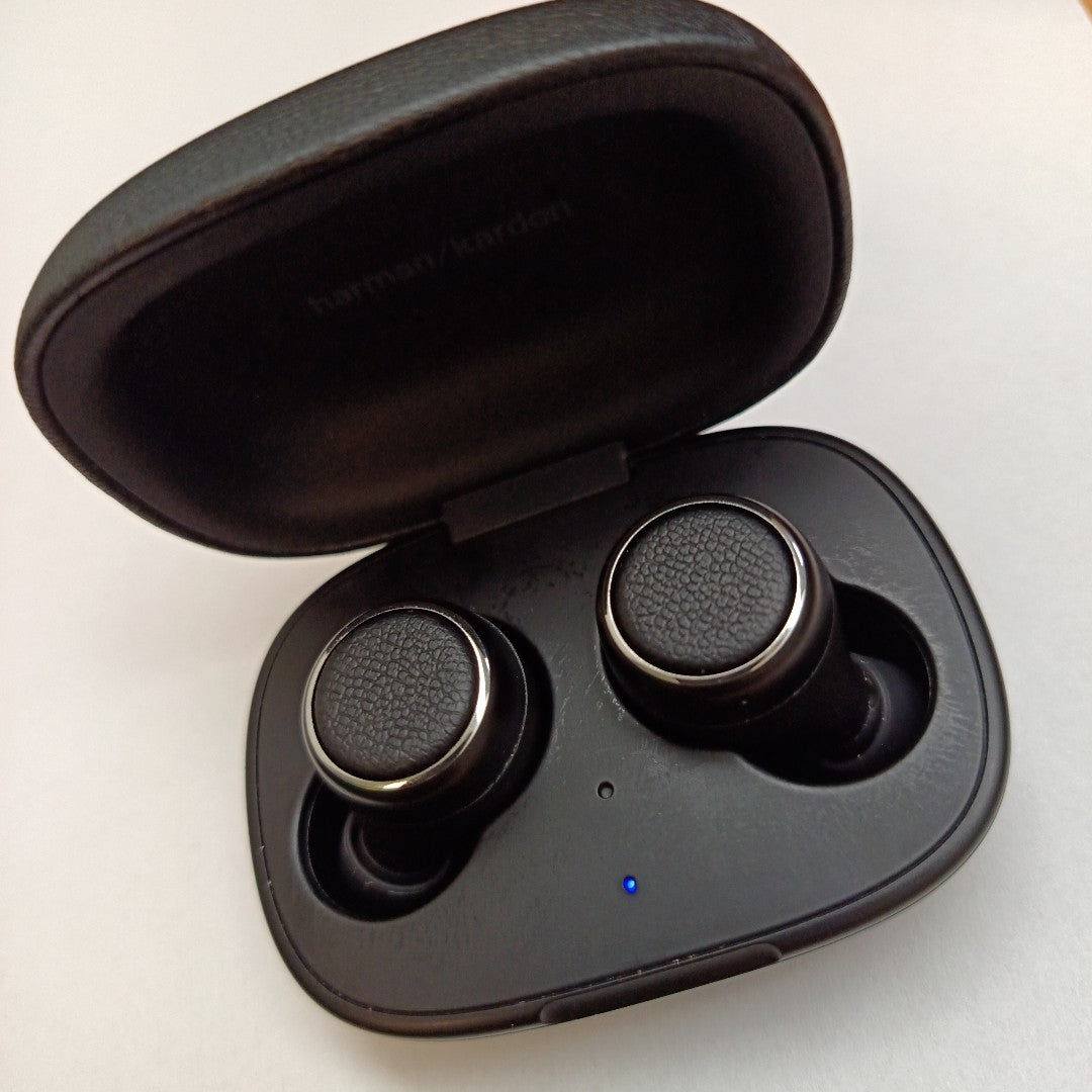 AUDIFONOS HARMAN KARDON FLY TWS INALAMBRICO IN EAR (SEMINUEVO)