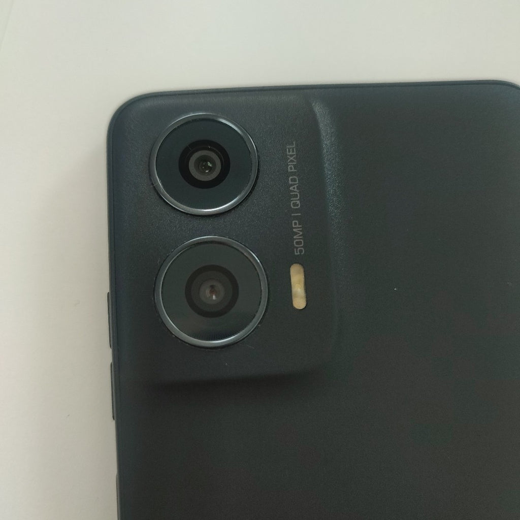 CELULAR MOTOROLA MOTO G24 XT2423-1 (2024) 256 GB 4 GB RAM (SEMINUEVO)
