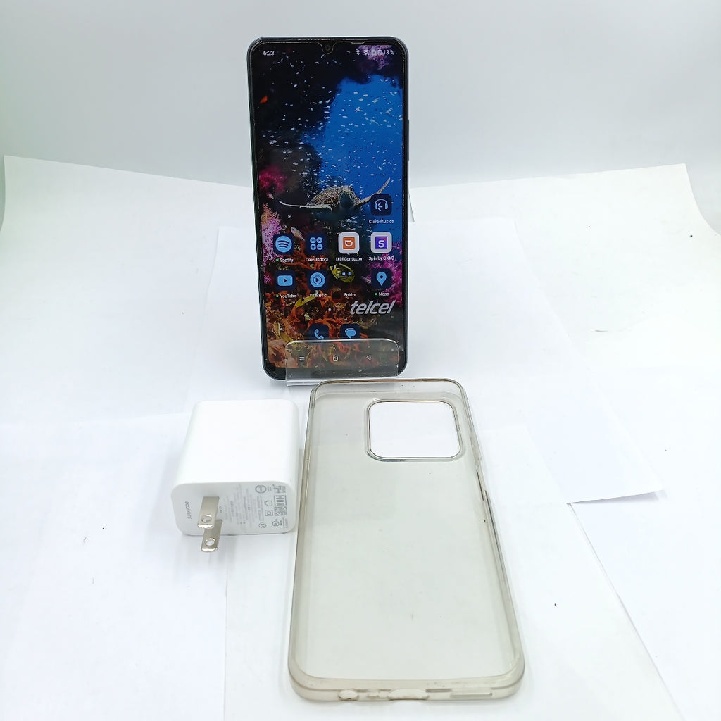 CELULAR REALME C63 RMX3939 (2024) 256 GB 8 GB RAM (SEMINUEVO)
