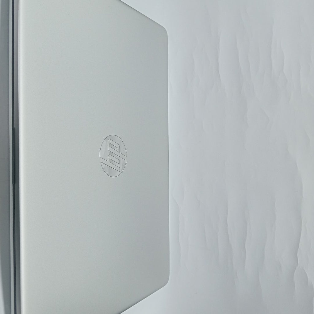 LAPTOP HP 14-DQ0527LA (2023) 256 GB SSD 8 GB RAM (SEMINUEVO)