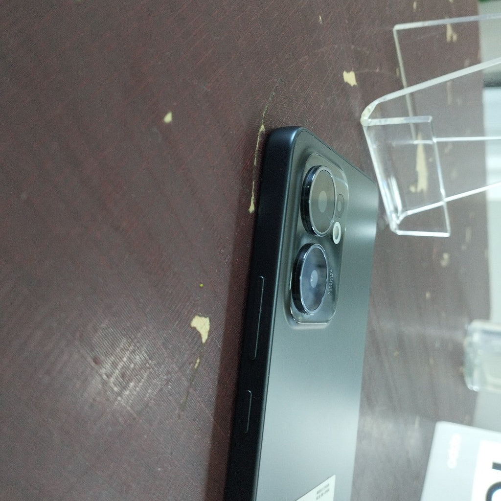 CELULAR OPPO  RENO 13F 5G CPH2699 (2025) 256 GB 12 GB RAM (SEMINUEVO)