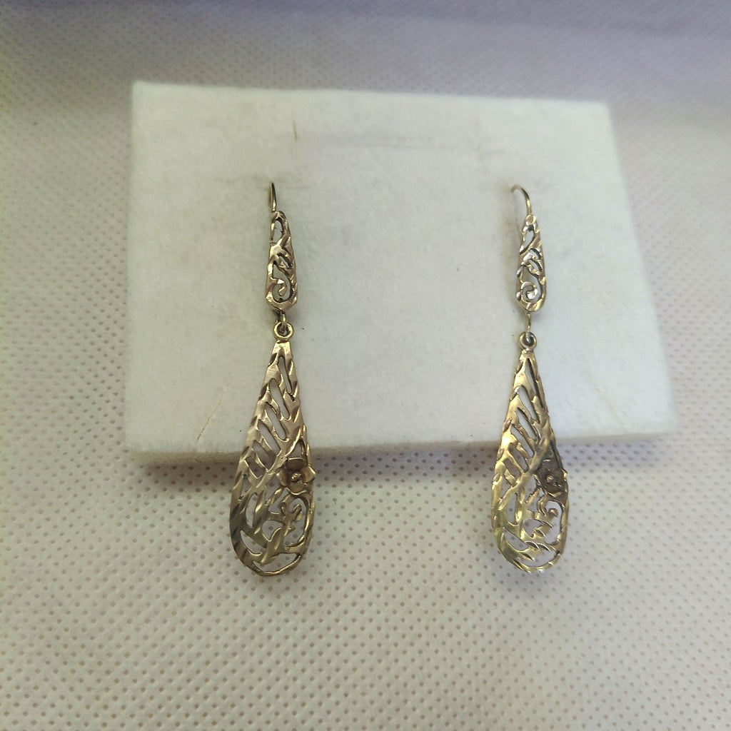 ARETES PAR. ORO. 10 K 3.3 GRMS (SEMINUEVO)