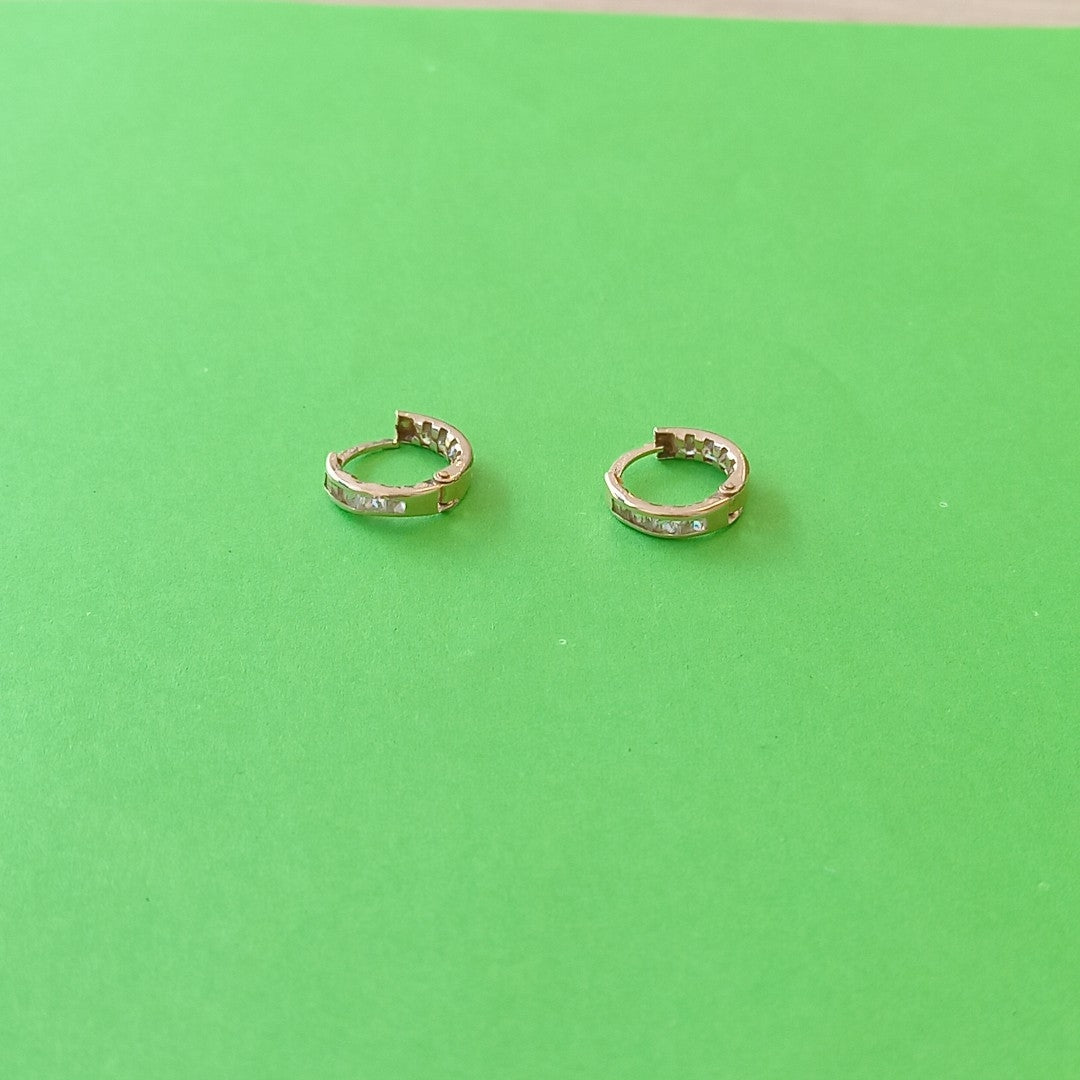 ARRACADAS PAR ORO 10 K 0,80 GRMS (SEMINUEVO)