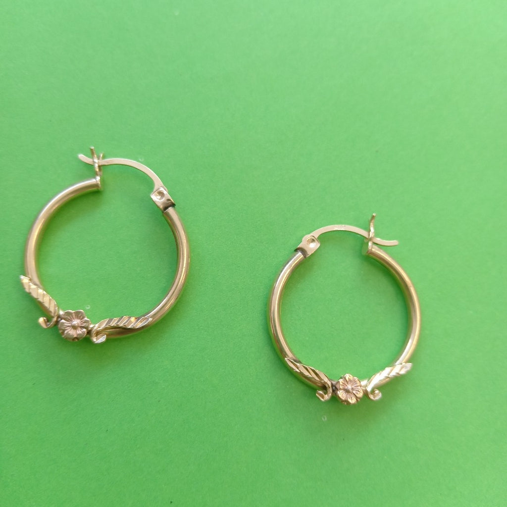 ARRACADAS PAR. ORO. 14 K 2.4 GRMS (SEMINUEVO)