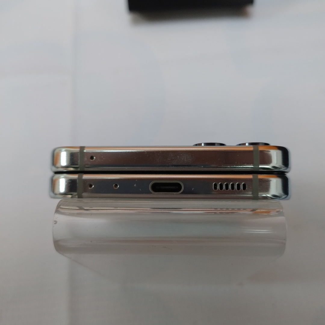 CELULAR SAMSUNG GALAXY Z FLIP 5 SM-F731B (2023) 256 GB 8 GB RAM