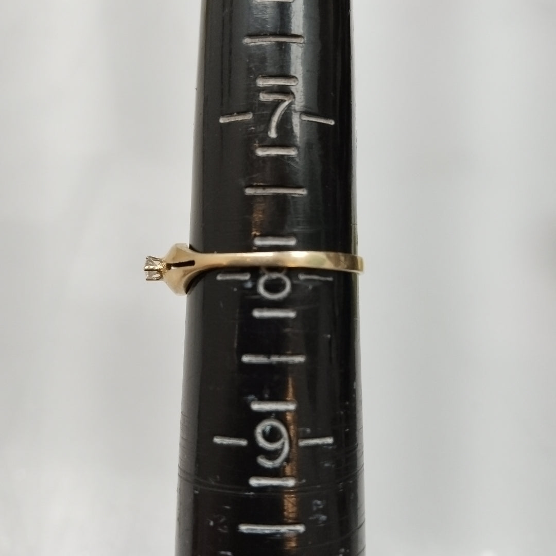 ANILLITO. ORO. 14 K 1.1 GRMS (SEMINUEVO)