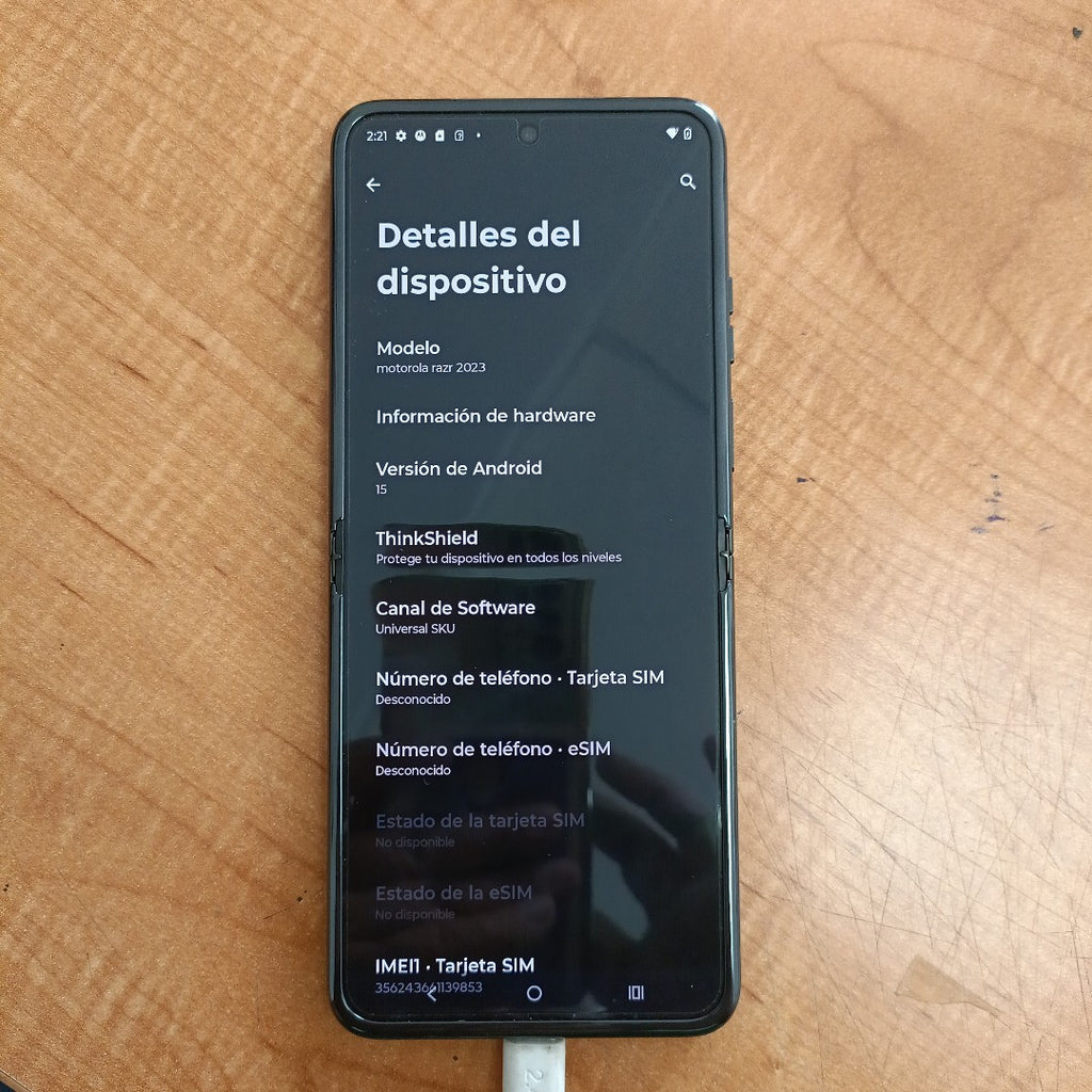 CELULAR MOTOROLA RAZR XT2323-2 (2023) 128 GB 8 GB RAM (SEMINUEVO)