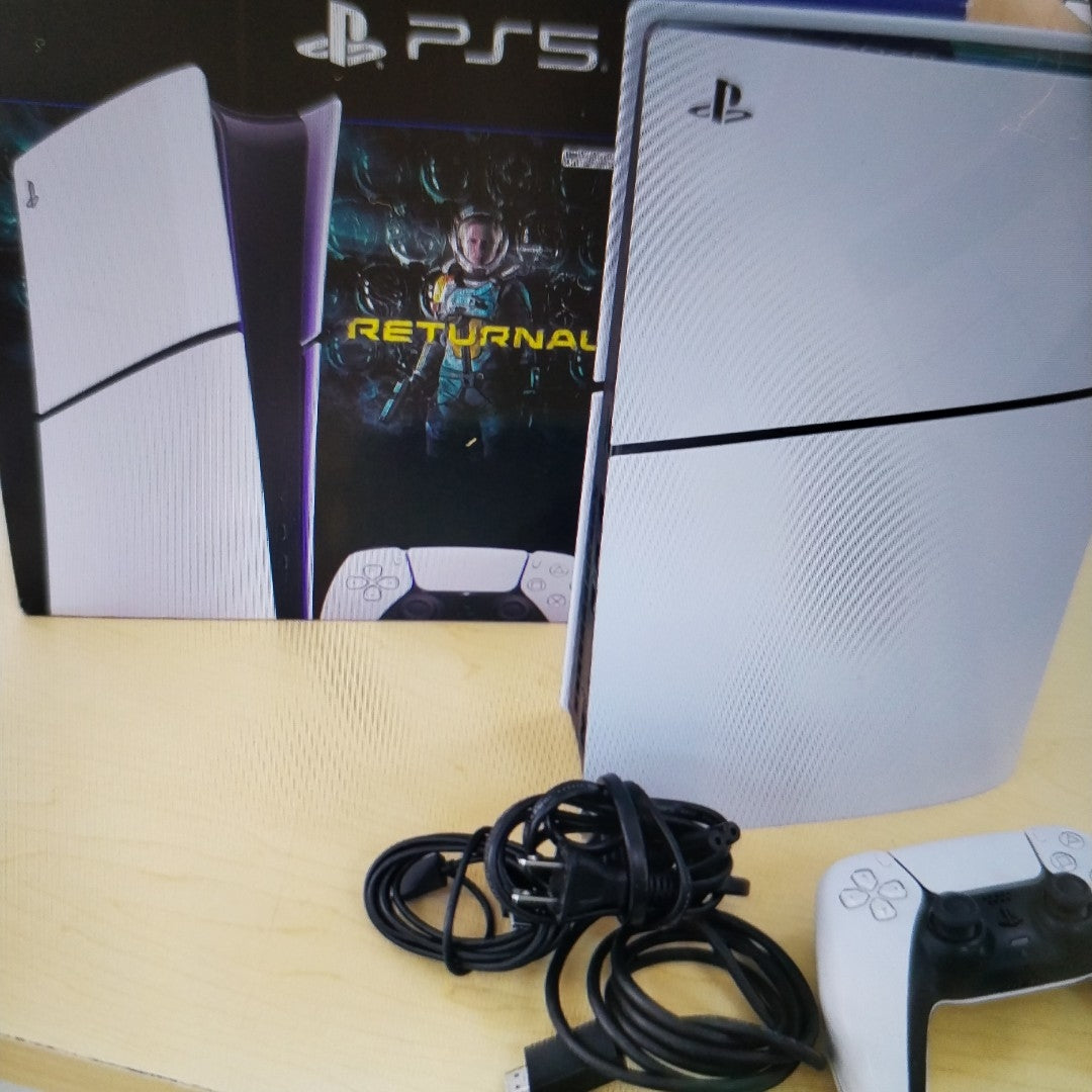 CONSOLA DE VIDEOJUEGO SONY PS5 DIGITAL 825 SSD (SEMINUEVO)