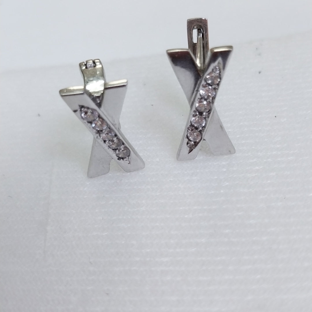 ARETES PAR. ORO, ORO BLANCO. 10 K 3.3 GRMS (SEMINUEVO)
