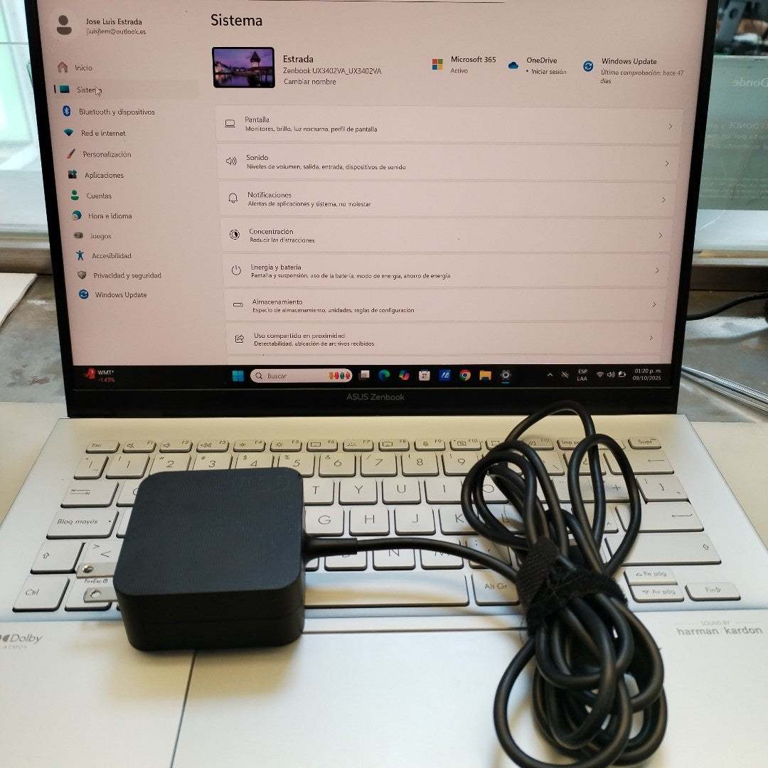 LAPTOP ASUS ZENBOOK 14 UX3402VA-KP555W (2023) 1 TB SSD 16 GB RAM (SEMINUEVO)