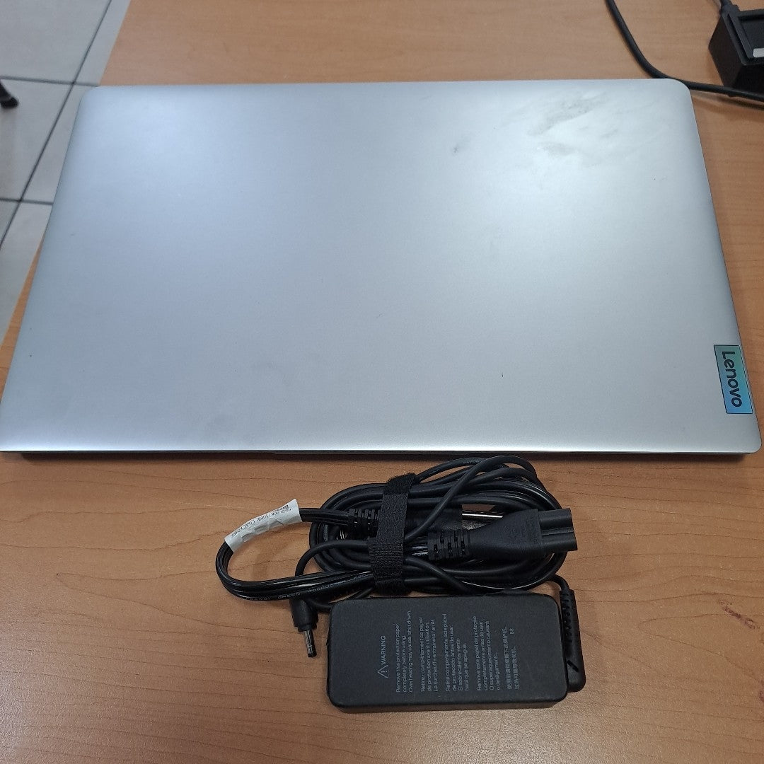 LAPTOP LENOVO IDEAPAD 1 15IGL7 (2023) 256 GB SSD 8 GB RAM
