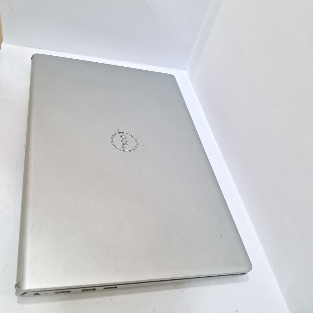 LAPTOP DELL INSPIRON 15 3515 (2022) 256 GB SSD 8 GB RAM (SEMINUEVO)
