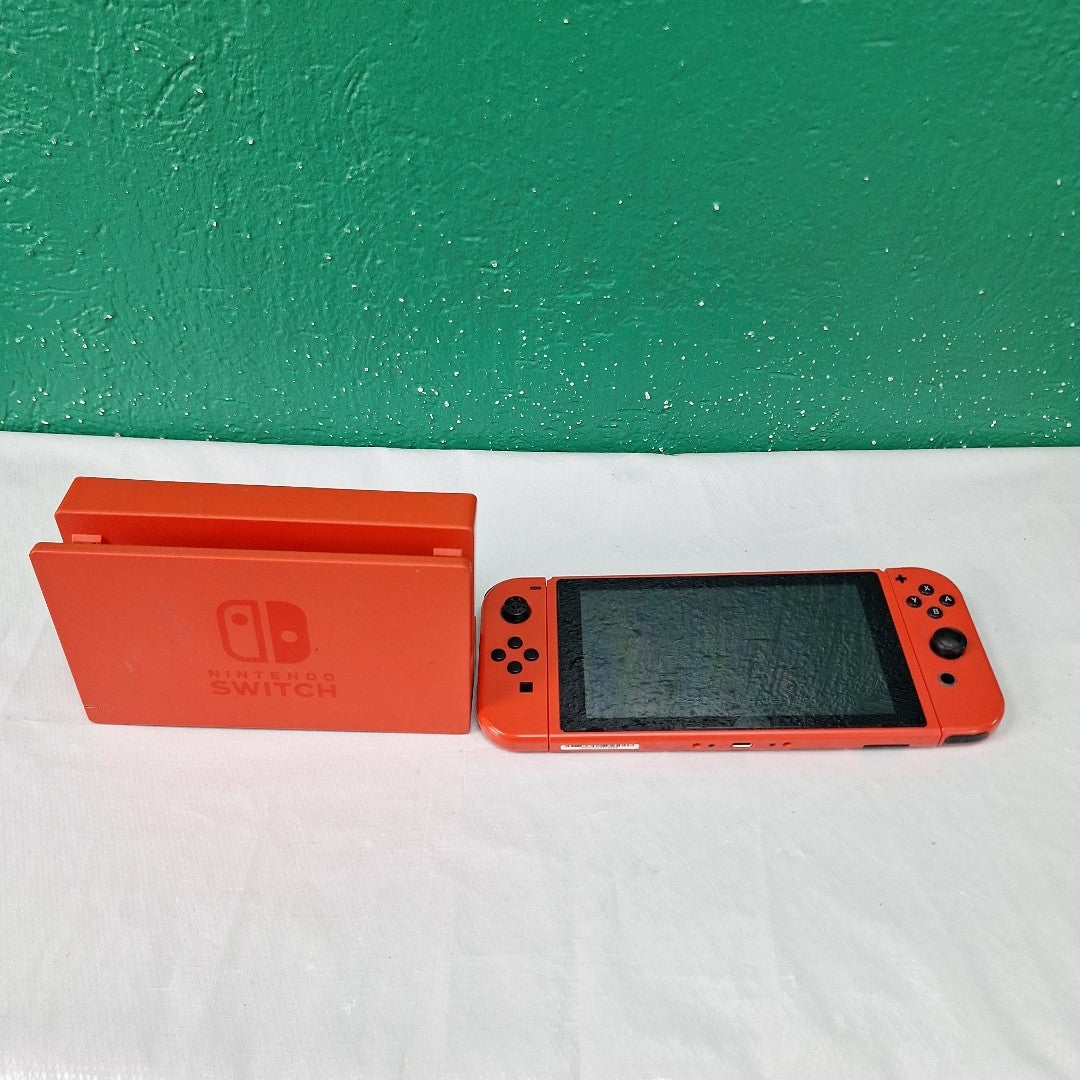CONSOLA DE VIDEOJUEGO NINTENDO SWITCH 32 GB (SEMINUEVO)