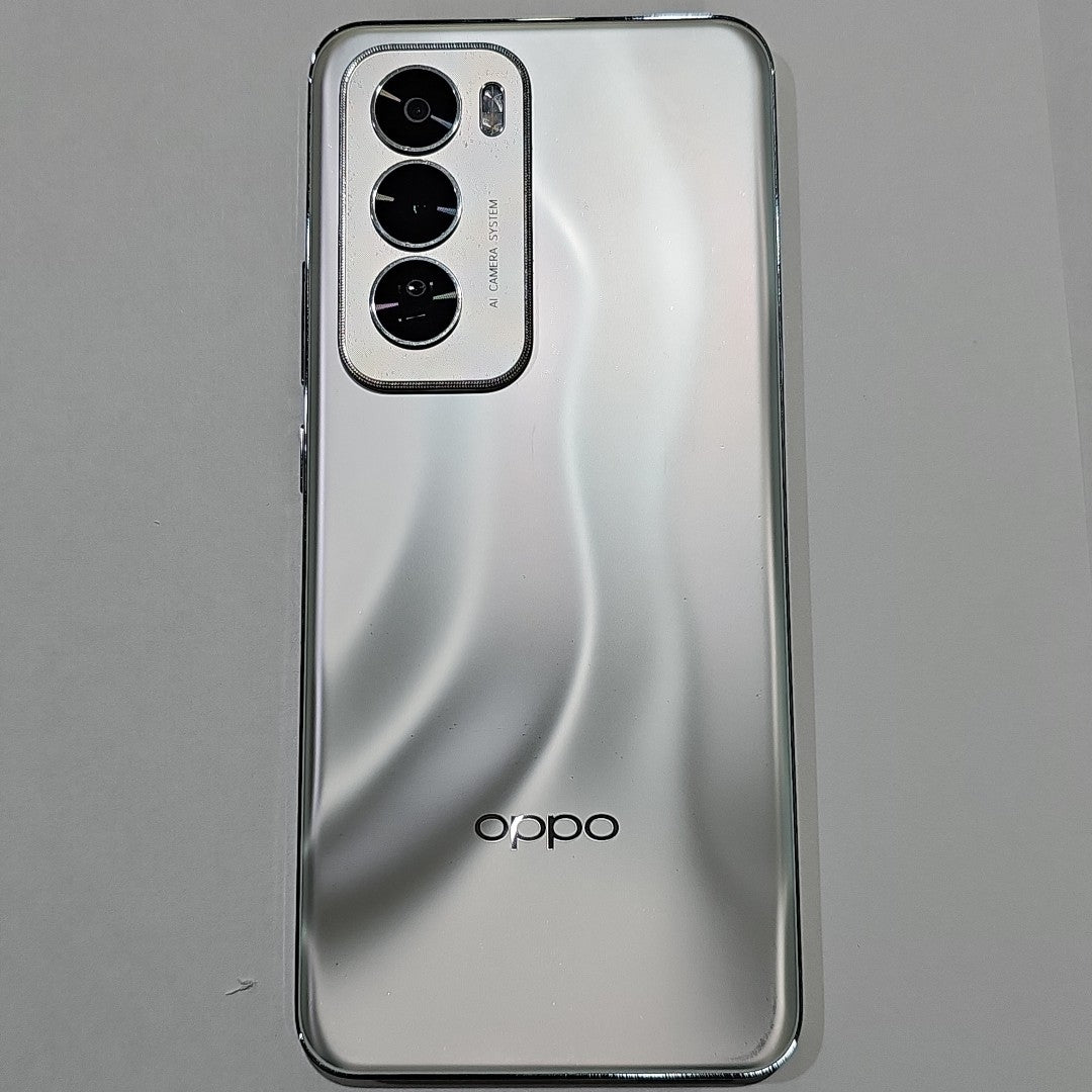 CELULAR OPPO   RENO12 5G CPH2625 (2024) 512 GB 12 GB RAM (SEMINUEVO)