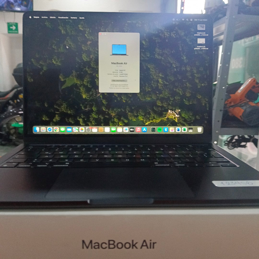 LAPTOP APPLE MACBOOK AIR 13" 2022 3.49 A2681 (8 CPU/8 GPU) 512 GB SSD 8 GB RAM