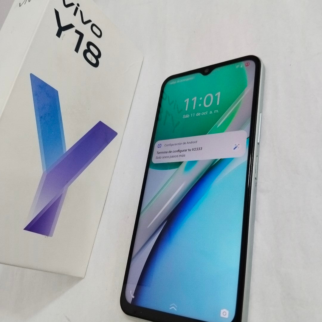 CELULAR VIVO Y18 V2333 128 GB 6 GB (SEMINUEVO)