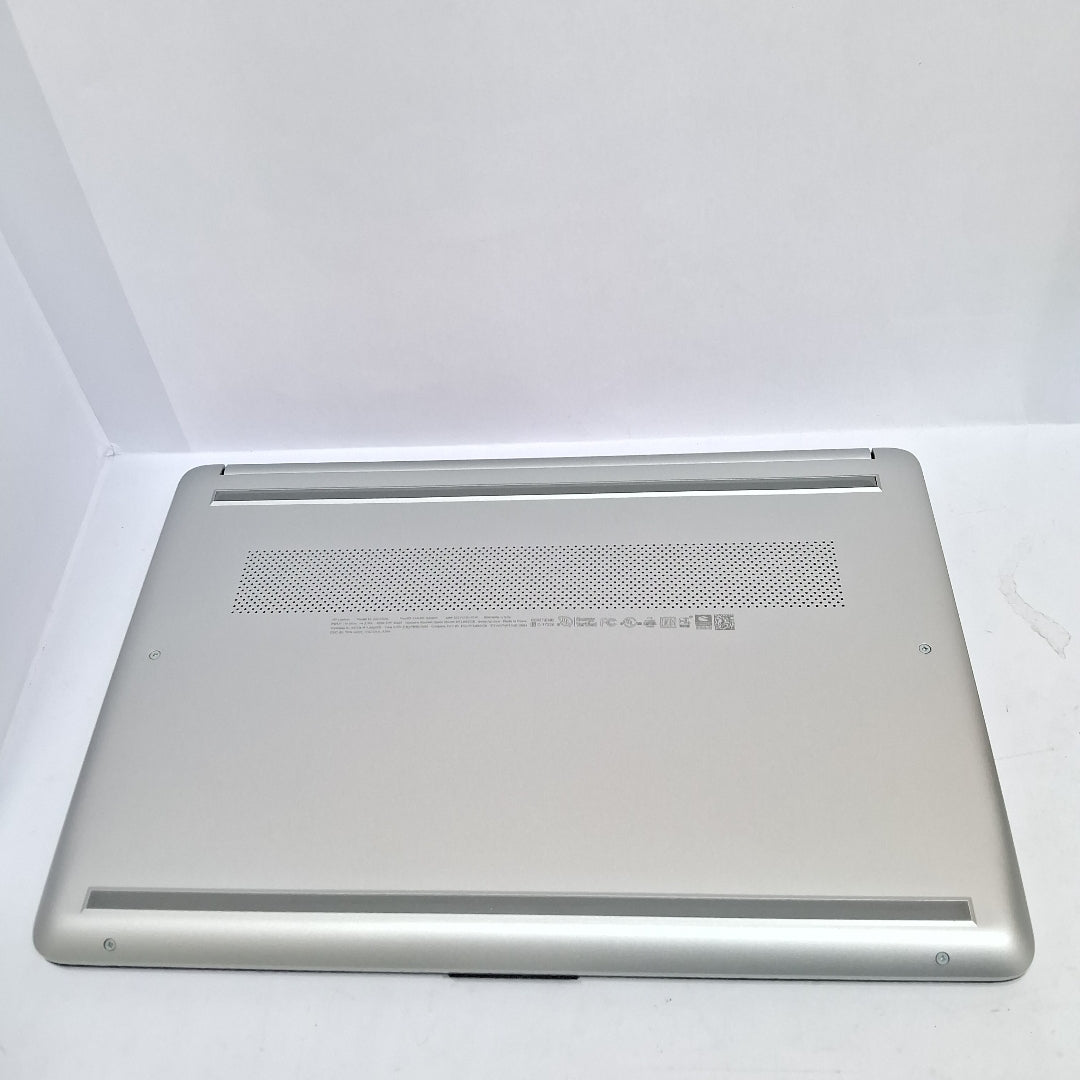 LAPTOP HP 14-DQ0530LA(2024) 256 GB SSD 8 GB RAM (SEMINUEVO)