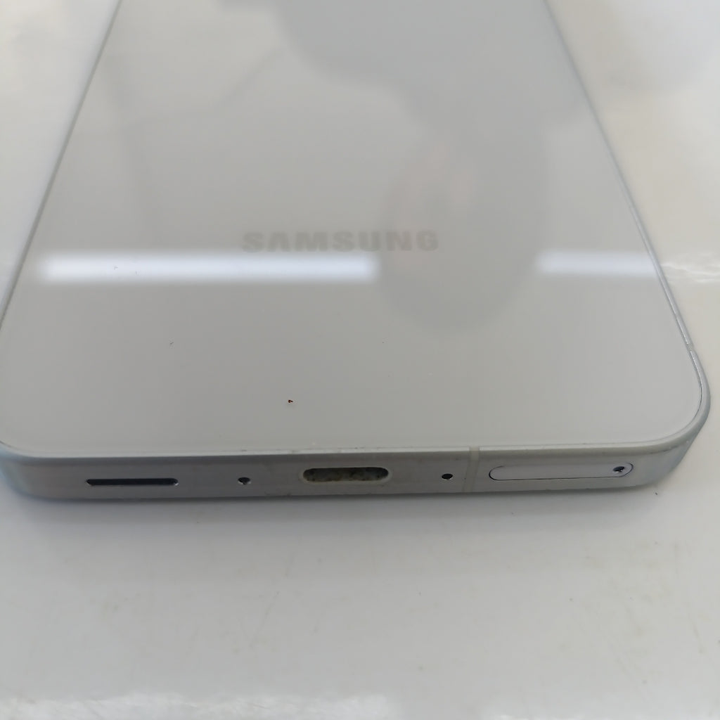 CELULAR SAMSUNG GALAXY A56 SM-A566E (2025) 256 GB 8 GB RAM (SEMINUEVO)