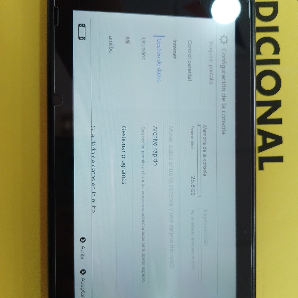 CONSOLA DE VIDEOJUEGO NINTENDO SWITCH 32 GB (SEMINUEVO)