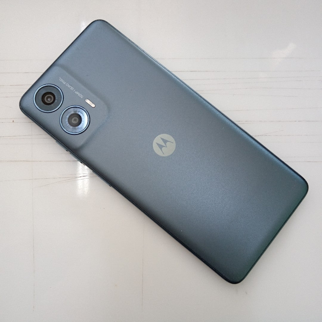 CELULAR MOTOROLA MOTO G24 POWER XT2425-1 (2024) 256 GB 8 GB RAM (SEMINUEVO)