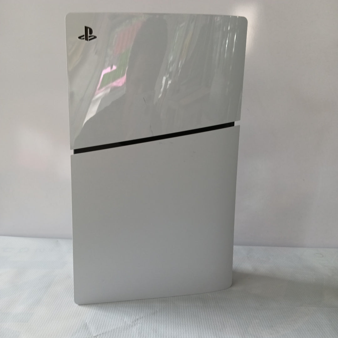 CONSOLA DE VIDEOJUEGO SONY PS5 825 SSD (SEMINUEVO)