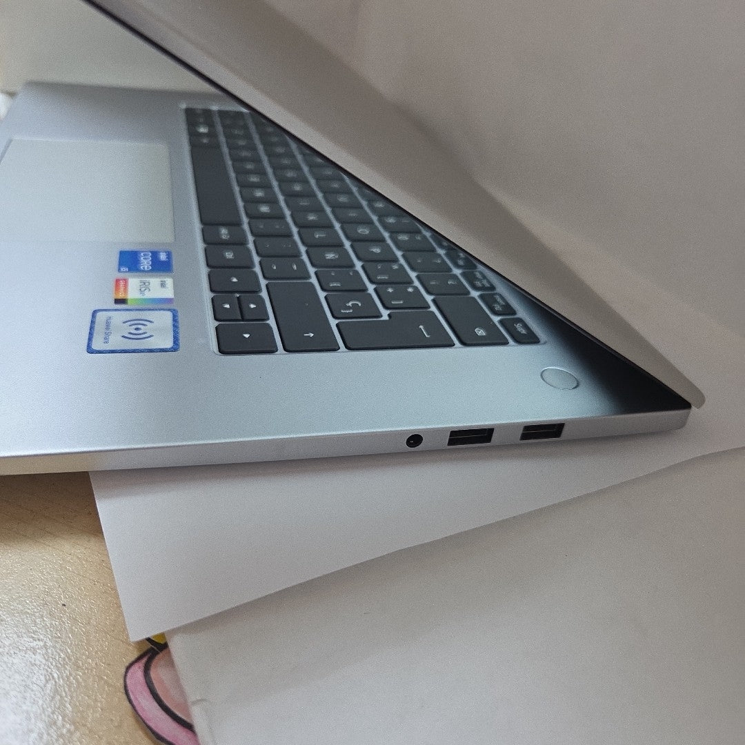 LAPTOP HUAWEI MATEBOOK D 15 BODE-WDH9 (2022) 512 GB SSD 8 GB RAM